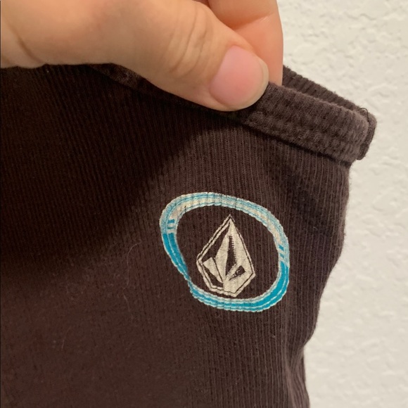 Y2K Volcom Stone Graphic Brown Ribbed Tank Top - Picture 5 of 7